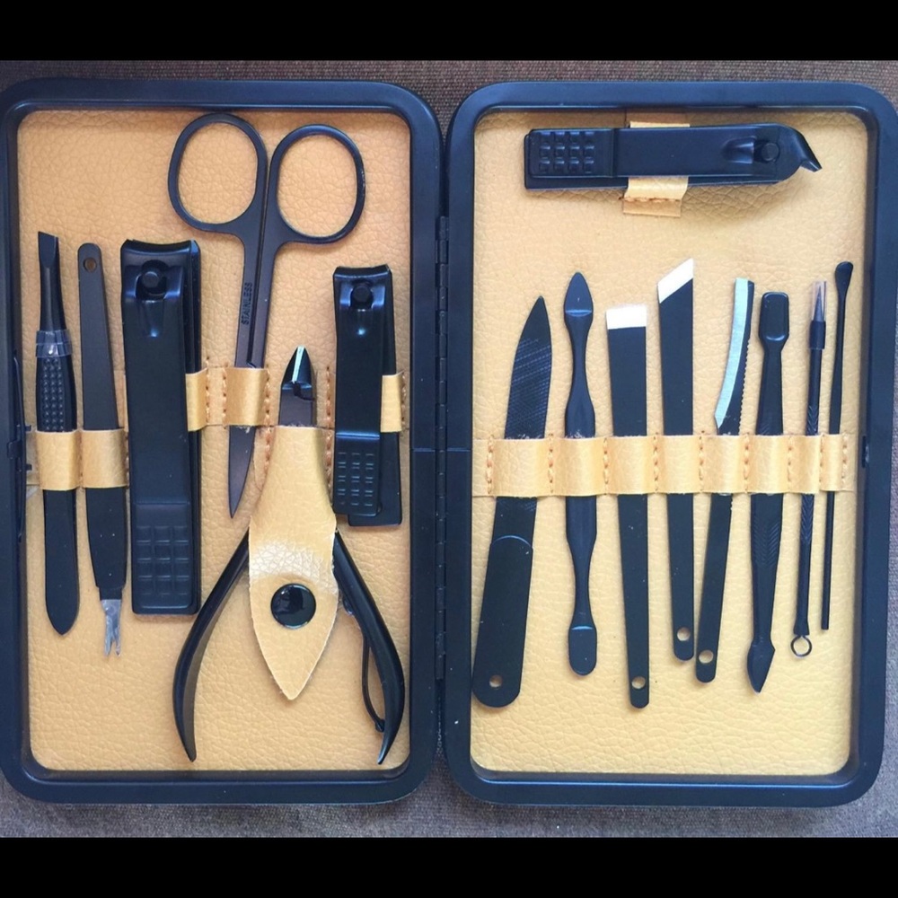 Men’s 15 piece Professional Stainless Steel Nail Clipper Travel & Grooming Kit - Picture 5 of 5